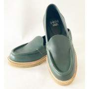 Audrey Loafers Green Leather Crepe Sole