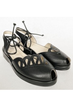 Leonor Black Leather